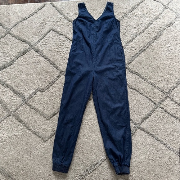 Able CHARVEE RELAXED JUMPSUIT 100% Lyocell blue chambray XS - Picture 2 of 12